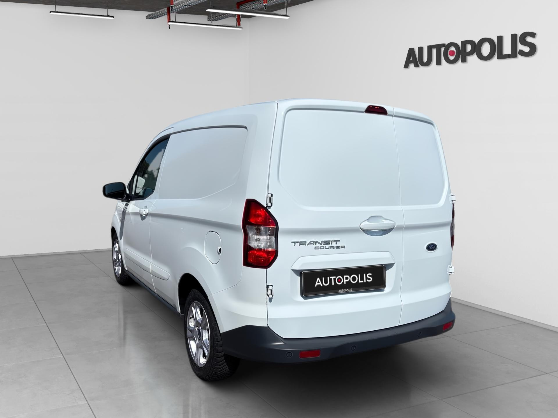 Ford-Transit Courier-image-17