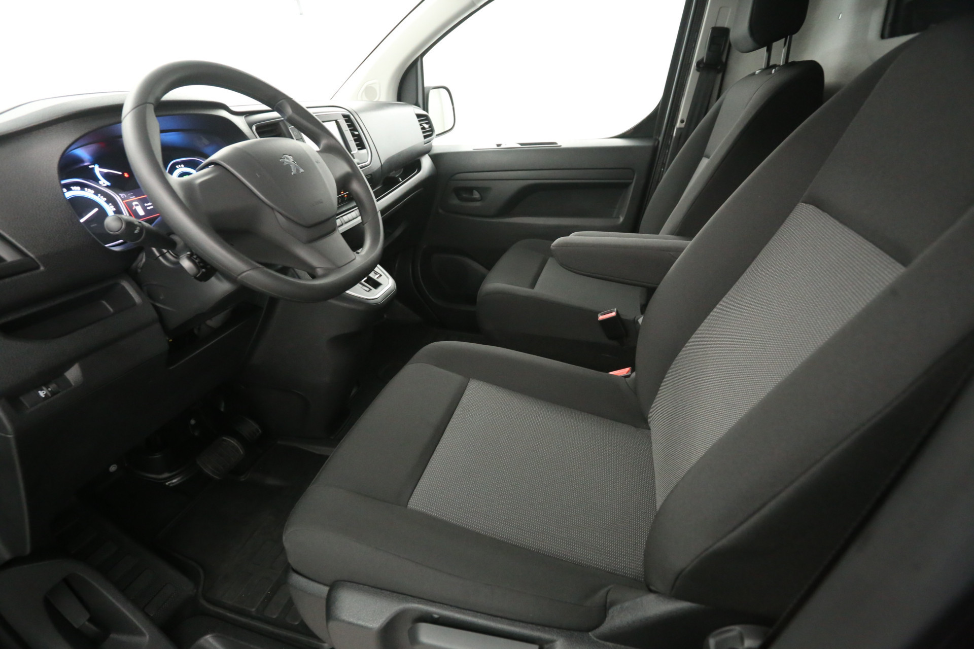 Hoofdafbeelding Peugeot e-Expert