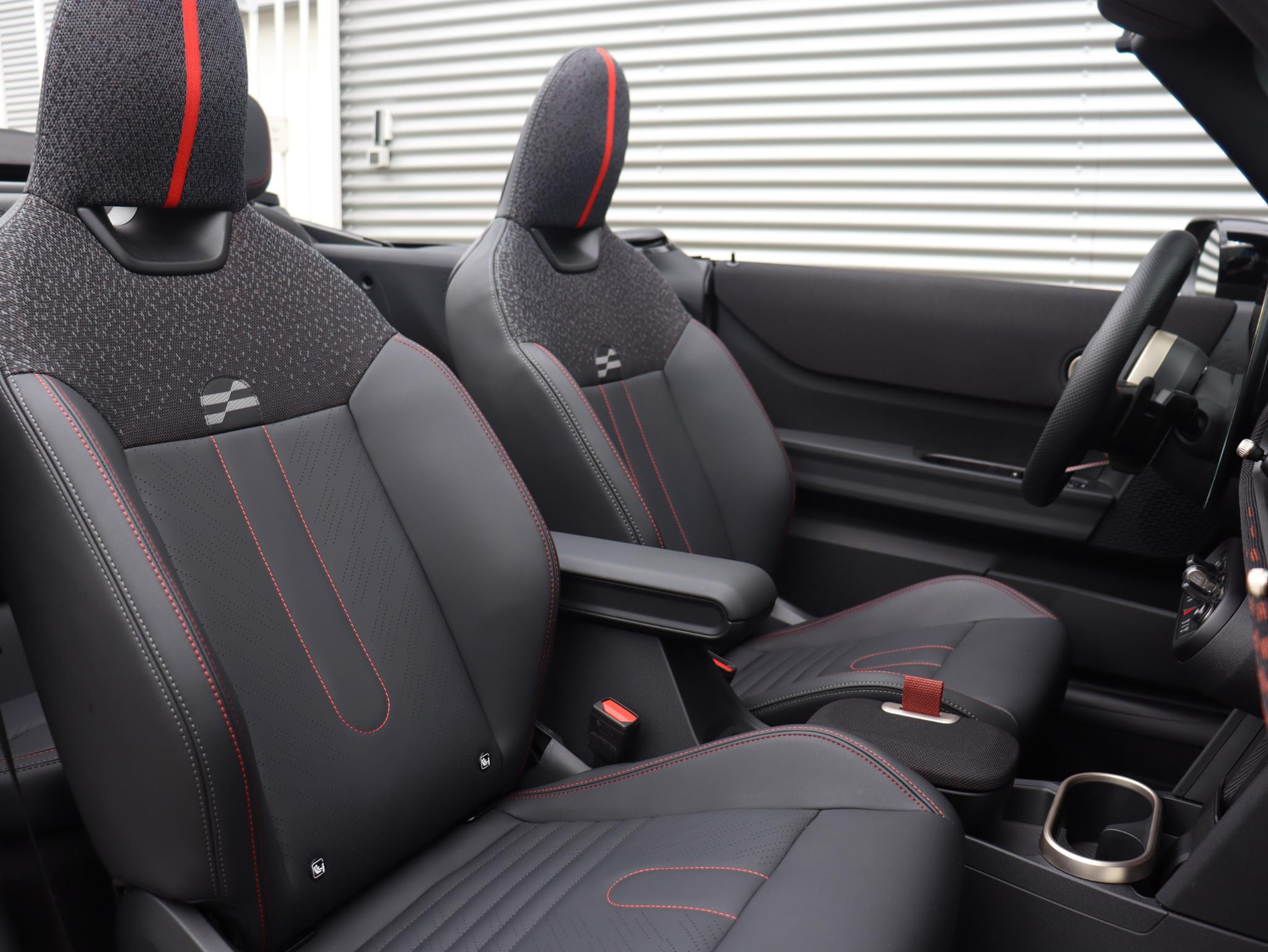 Hoofdafbeelding MINI Cooper Cabrio