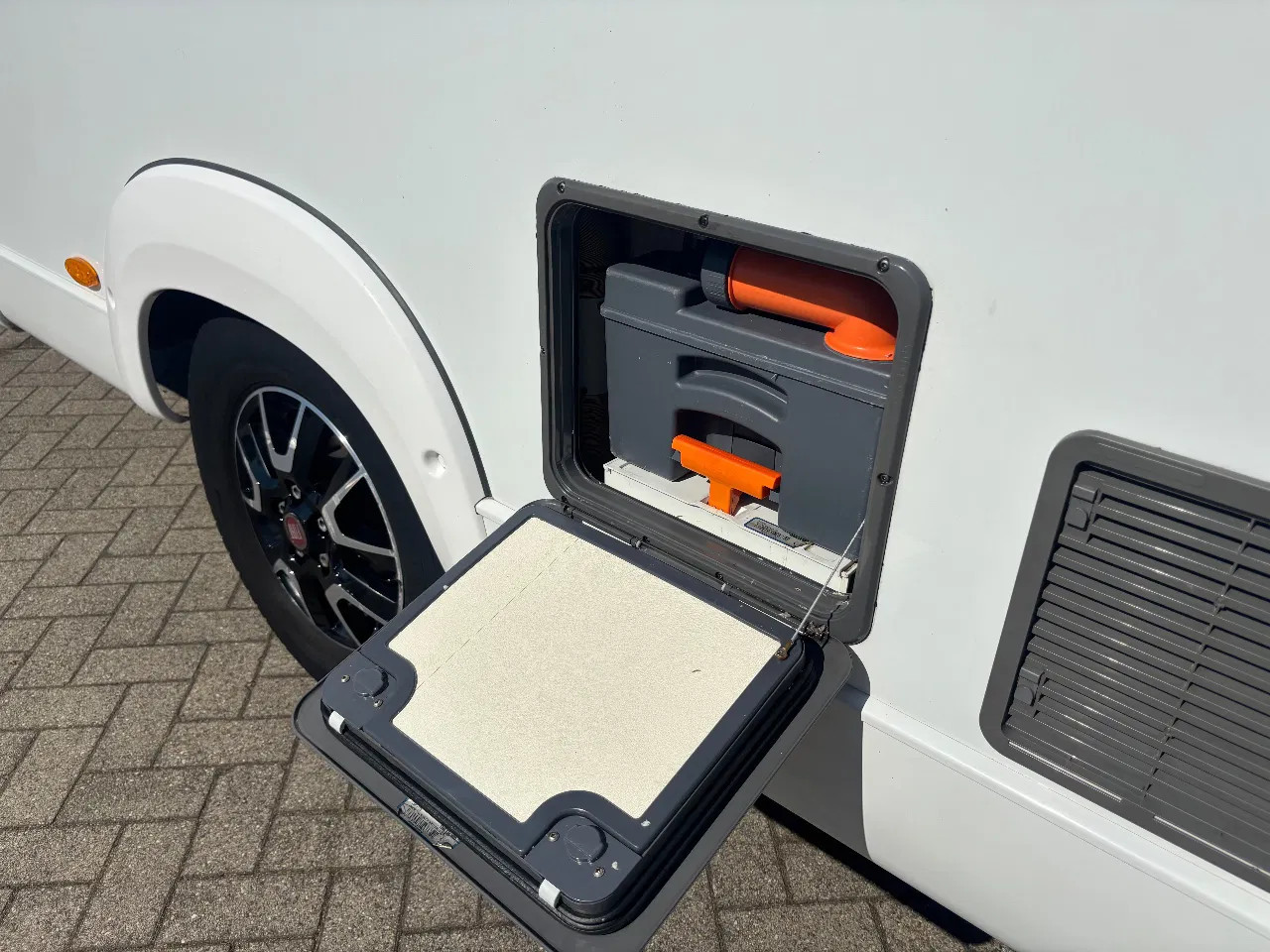 Hoofdafbeelding Bürstner BT7342 30 EDITION IXEO TIME IT734 Camper