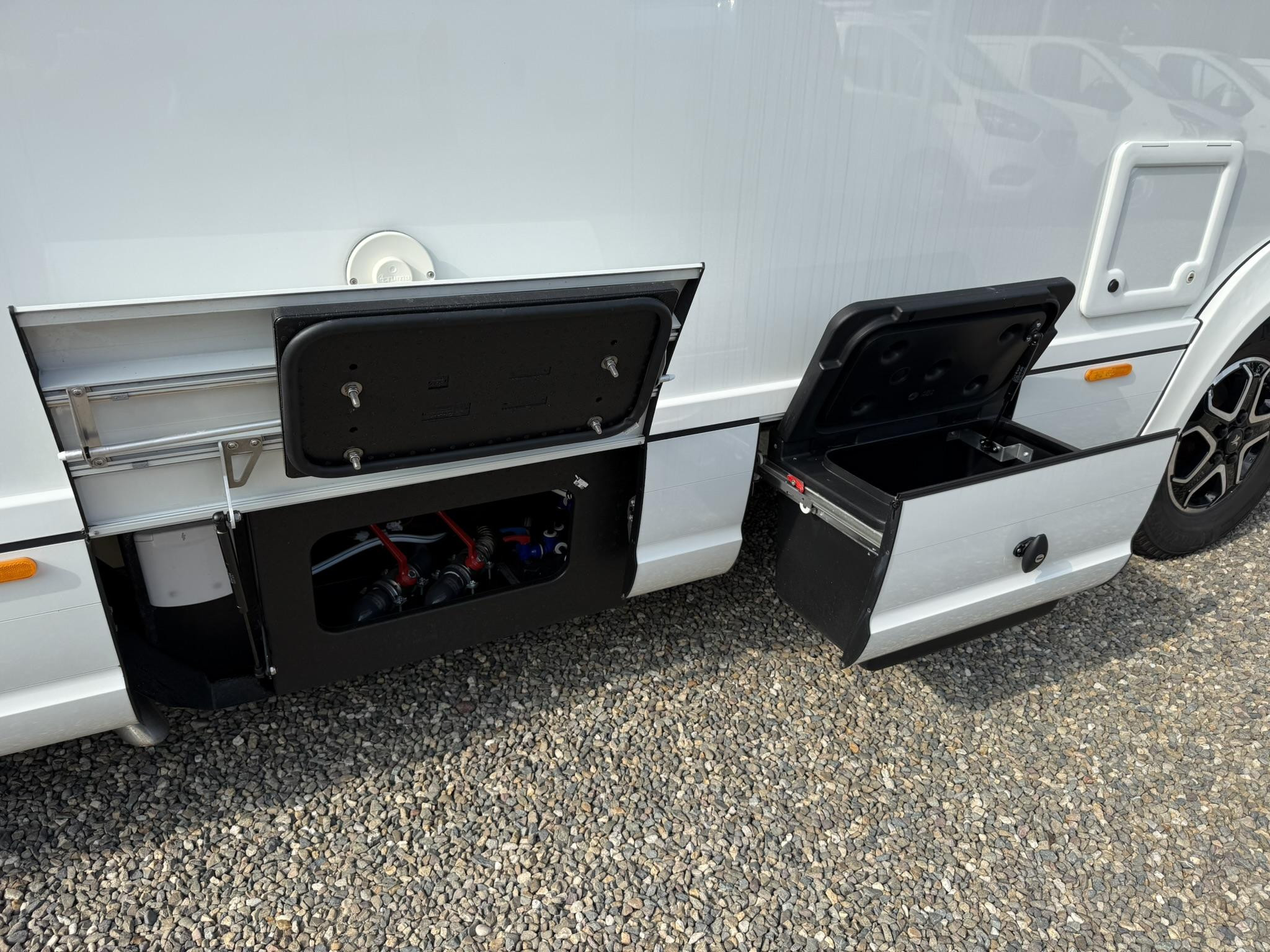 Hoofdafbeelding Niesmann+Bischoff ISmove 7.3 Clouline NIEUW