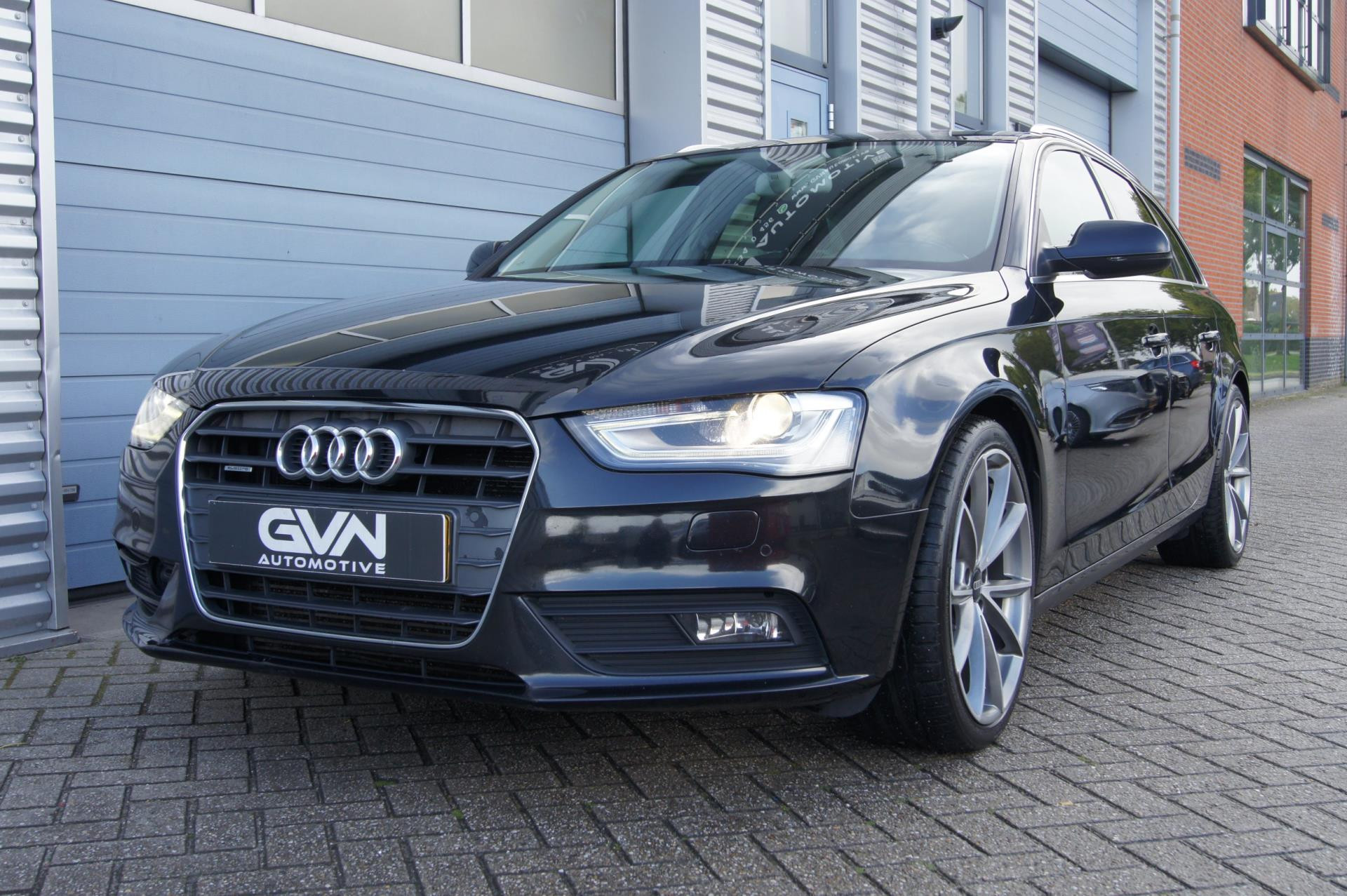 Hoofdafbeelding Audi A4