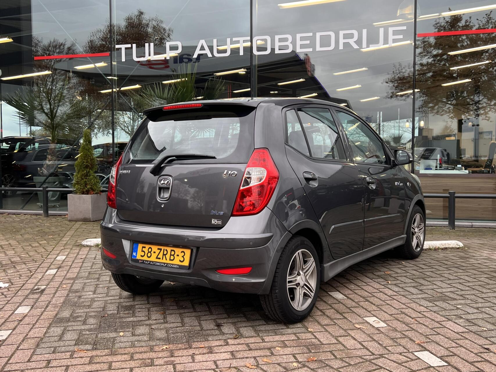Hoofdafbeelding Hyundai i10