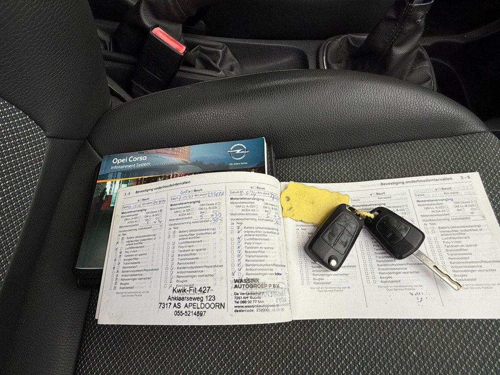 Hoofdafbeelding Opel Corsa