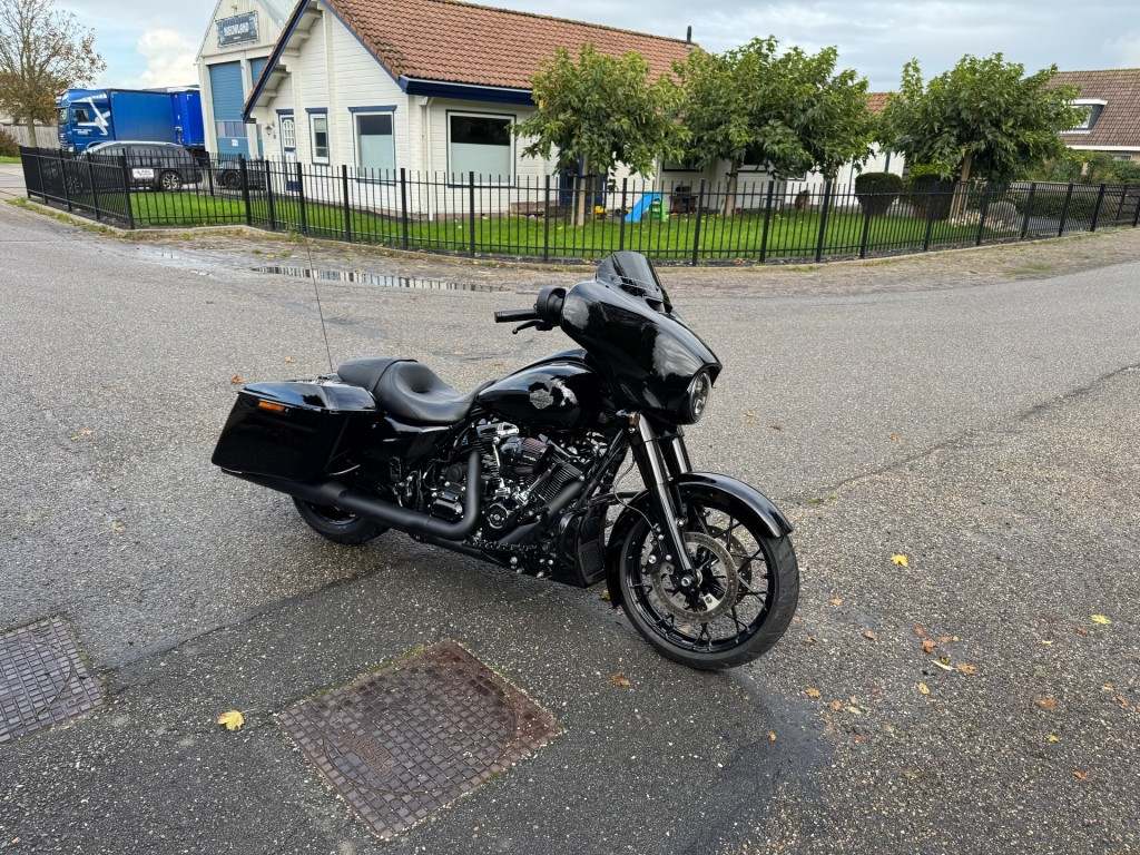 Hoofdafbeelding Harley-Davidson Street Glide