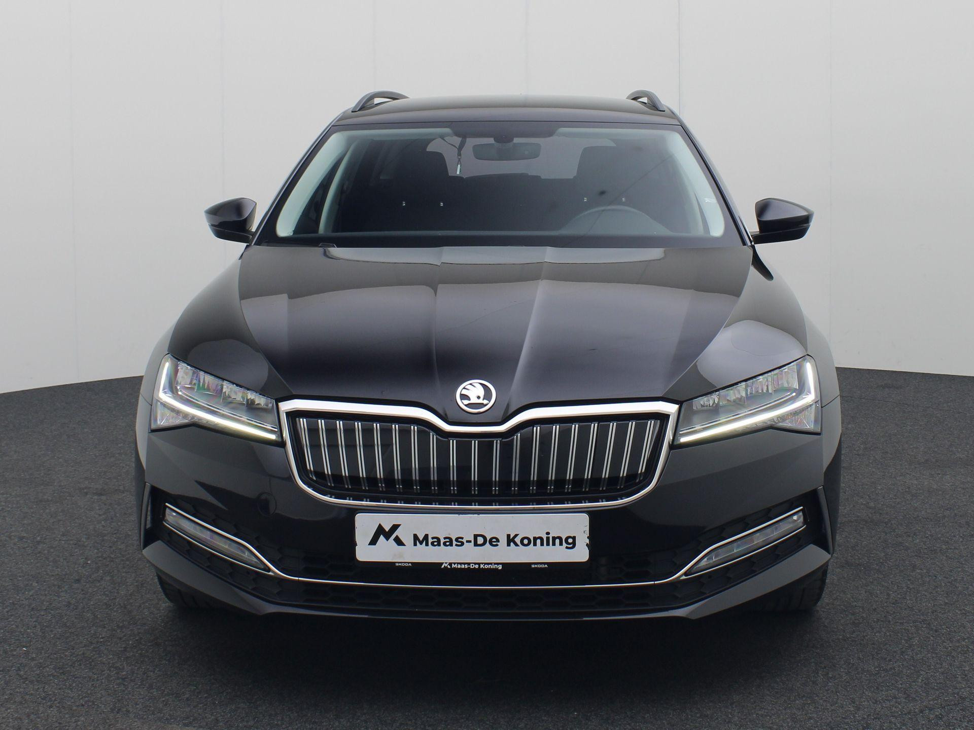 Hoofdafbeelding Škoda Superb