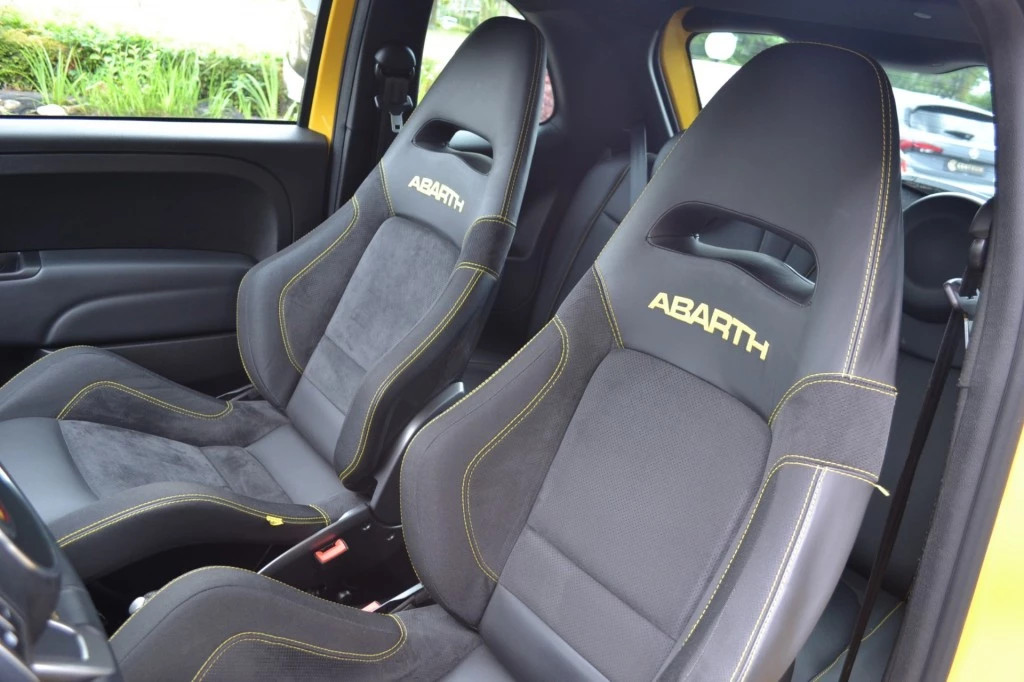 Hoofdafbeelding Abarth 695