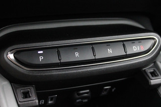 Jeep Avenger Jeep Avenger LONGTITUDE 156PK 54 kWh | NAVIGATIE | DRAADLOZE APPLE CARPLAY/ANDROID AUTO | KEYLESS ENTRY/START | CRUISE CONTROL | PARKEERSENSOREN ACHTER | DAB+ RADIO | CLIMATE CONTROL | DRAADLOZE TELEFOONLADER | LED KOPLAMPEN | - afbeelding nr 16