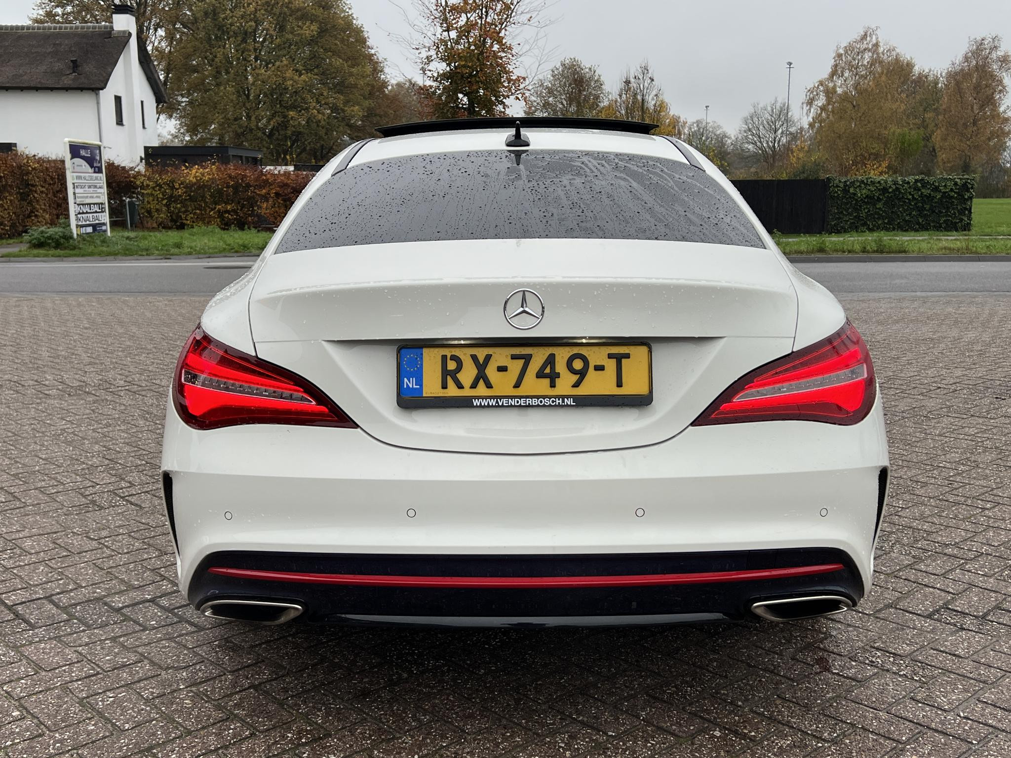 Hoofdafbeelding Mercedes-Benz CLA