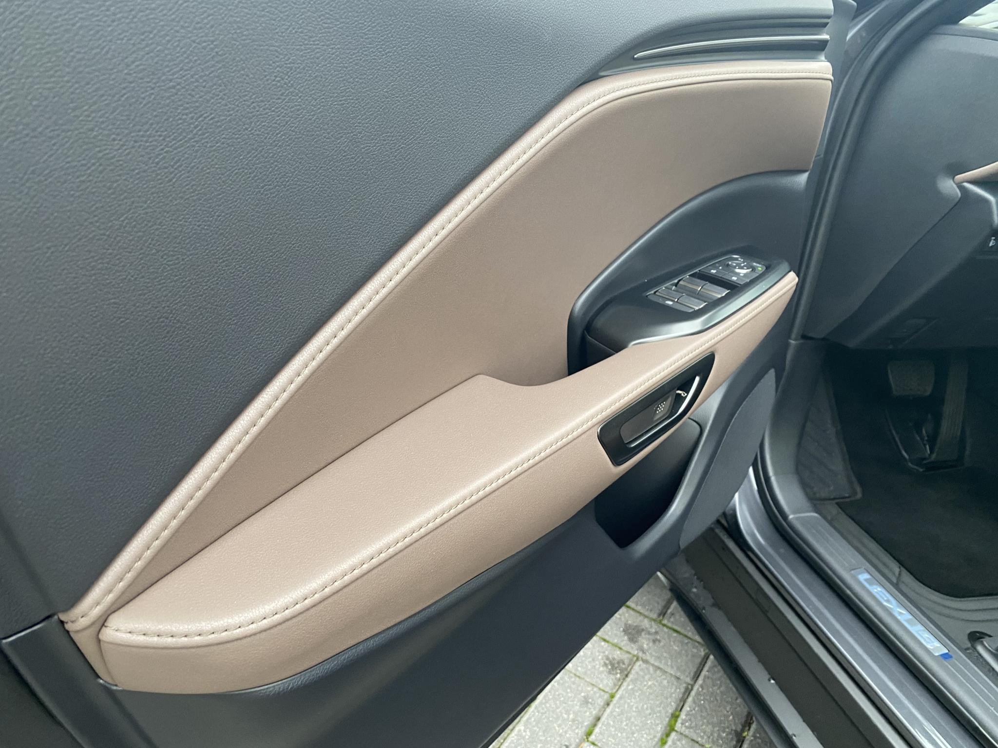 Hoofdafbeelding Lexus LBX