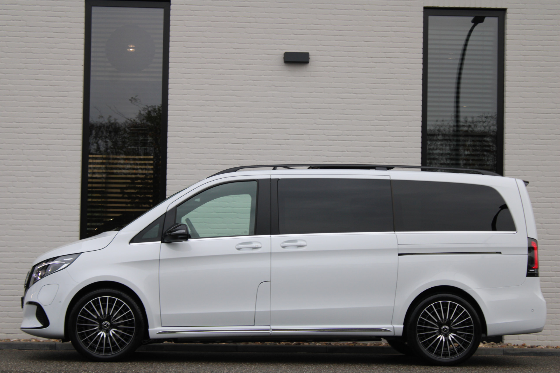 Hoofdafbeelding Mercedes-Benz EQV