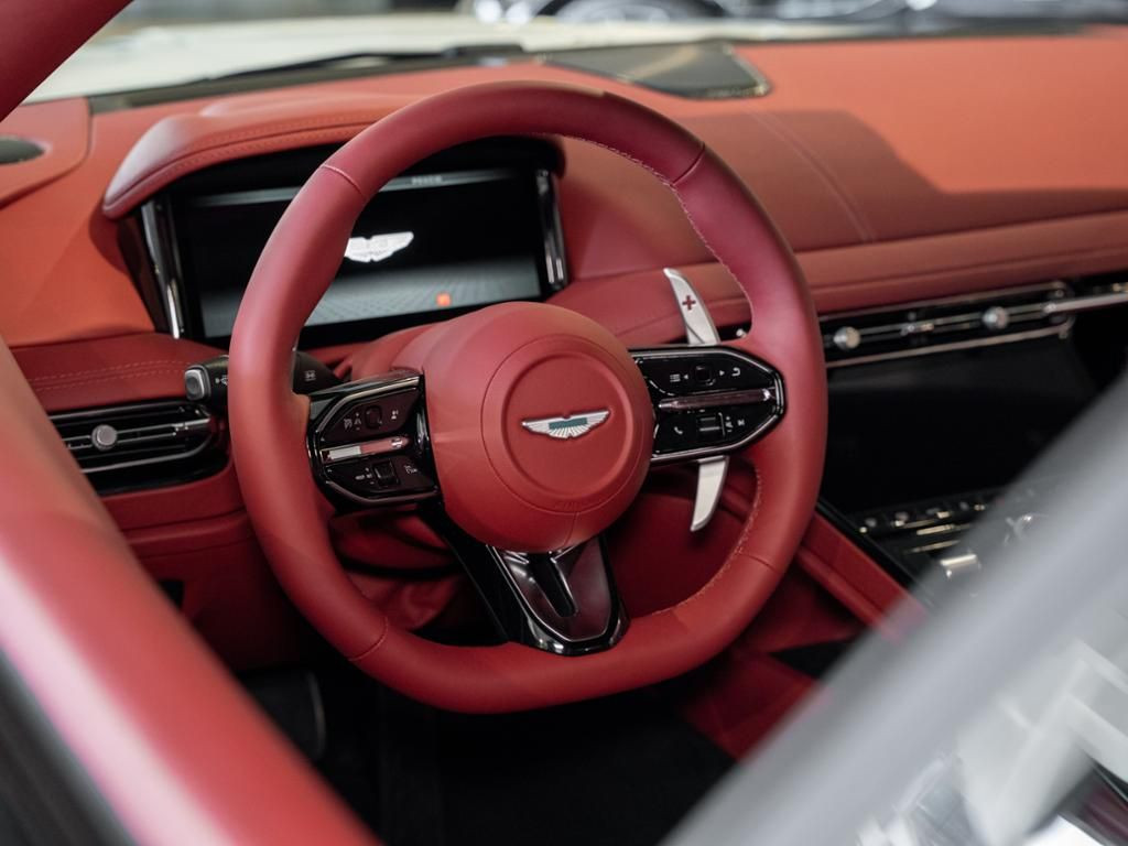 Aston Martin-DB12-image-10