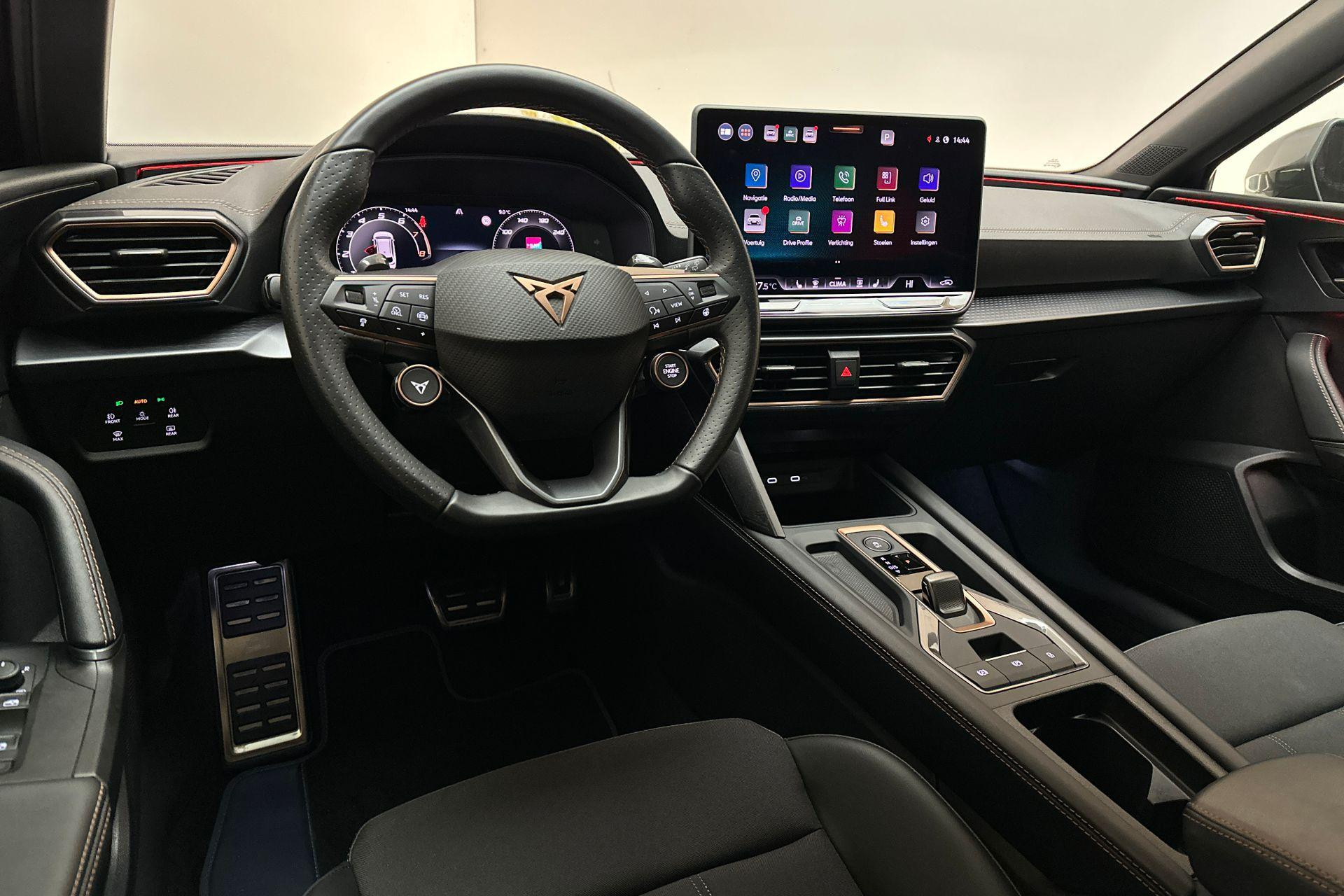 Hoofdafbeelding CUPRA Leon Sportstourer