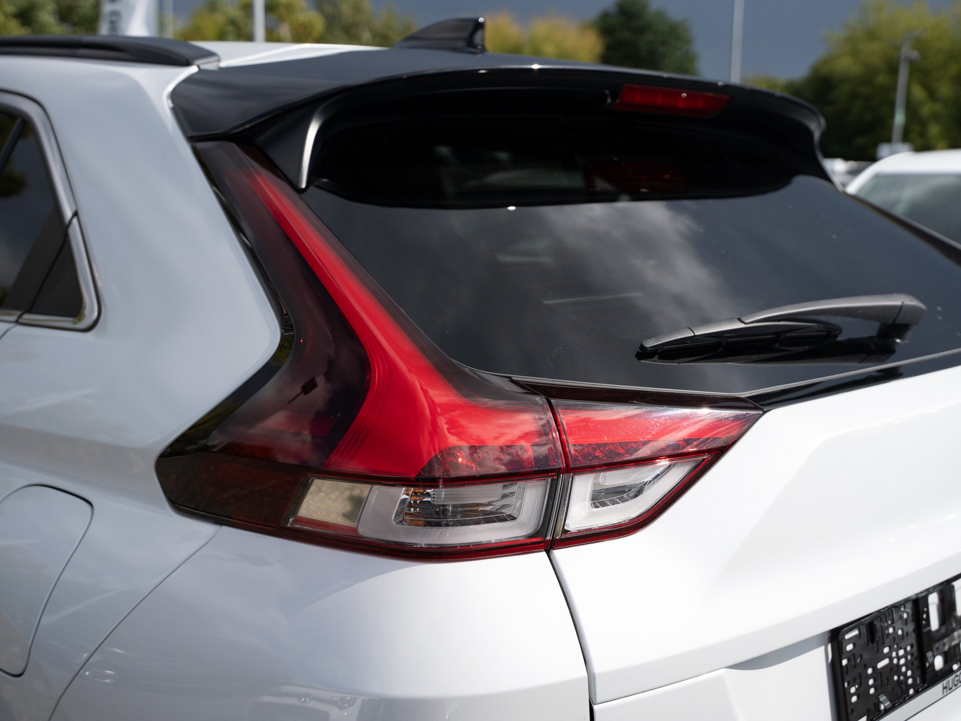 Mitsubishi-Eclipse Cross-image-24