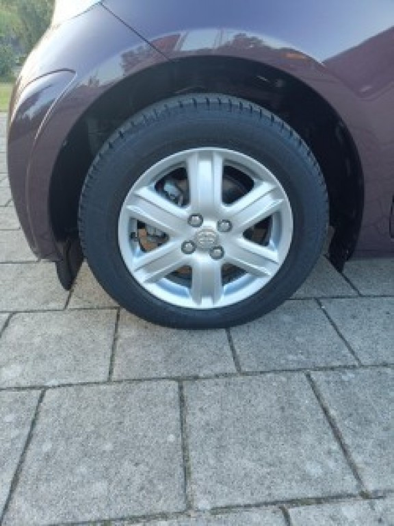 Hoofdafbeelding Toyota iQ