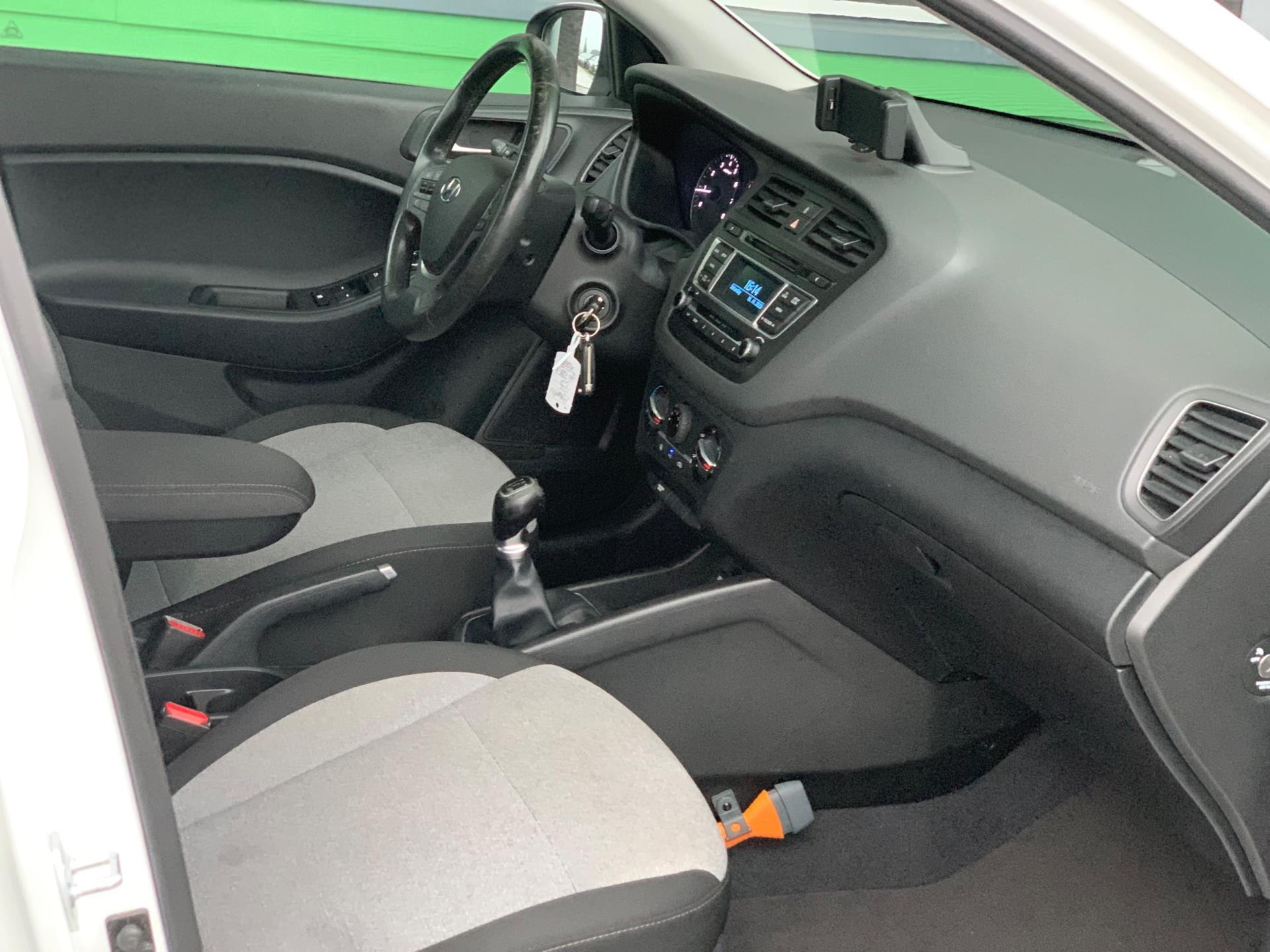 Hoofdafbeelding Hyundai i20