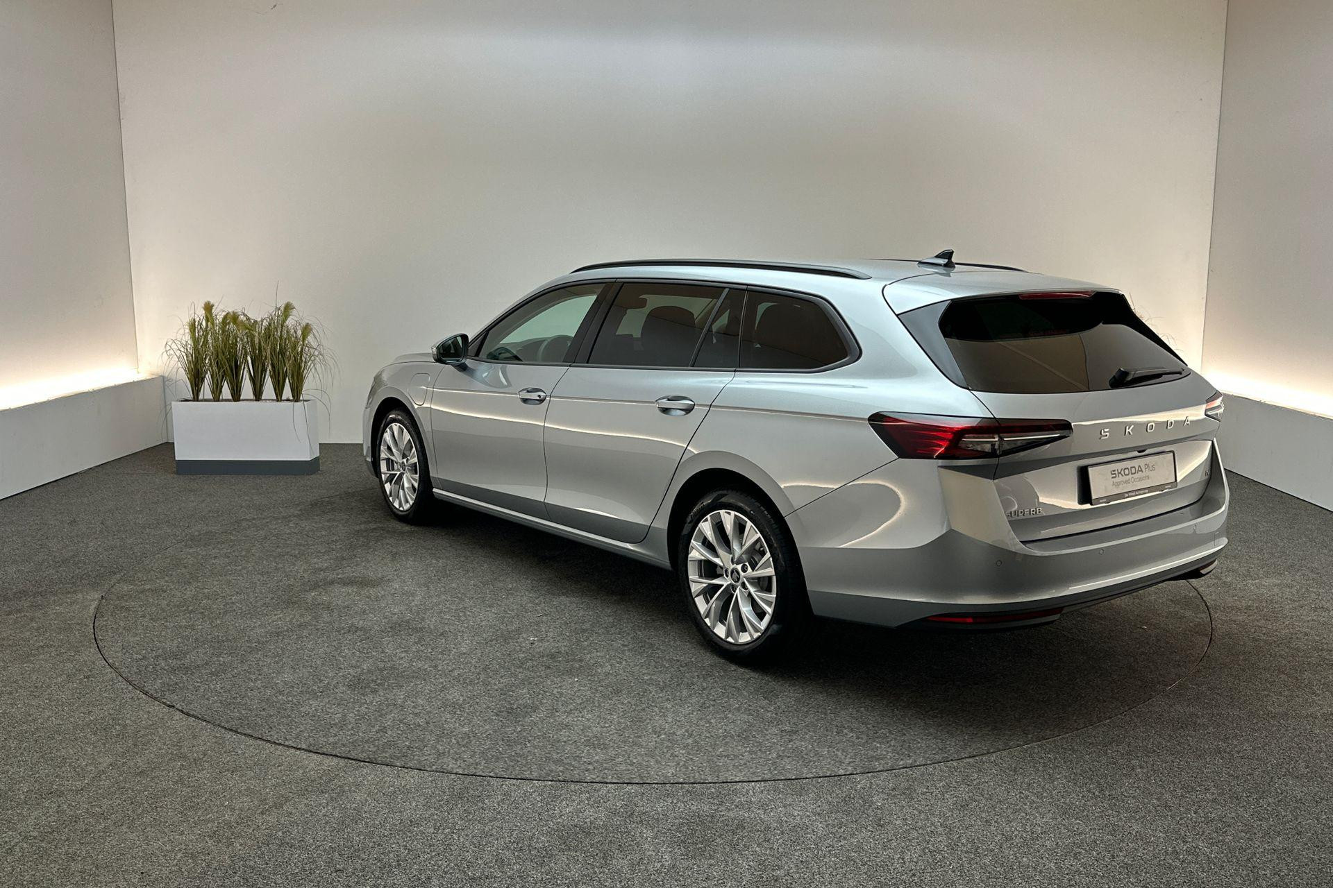 Hoofdafbeelding Škoda Superb