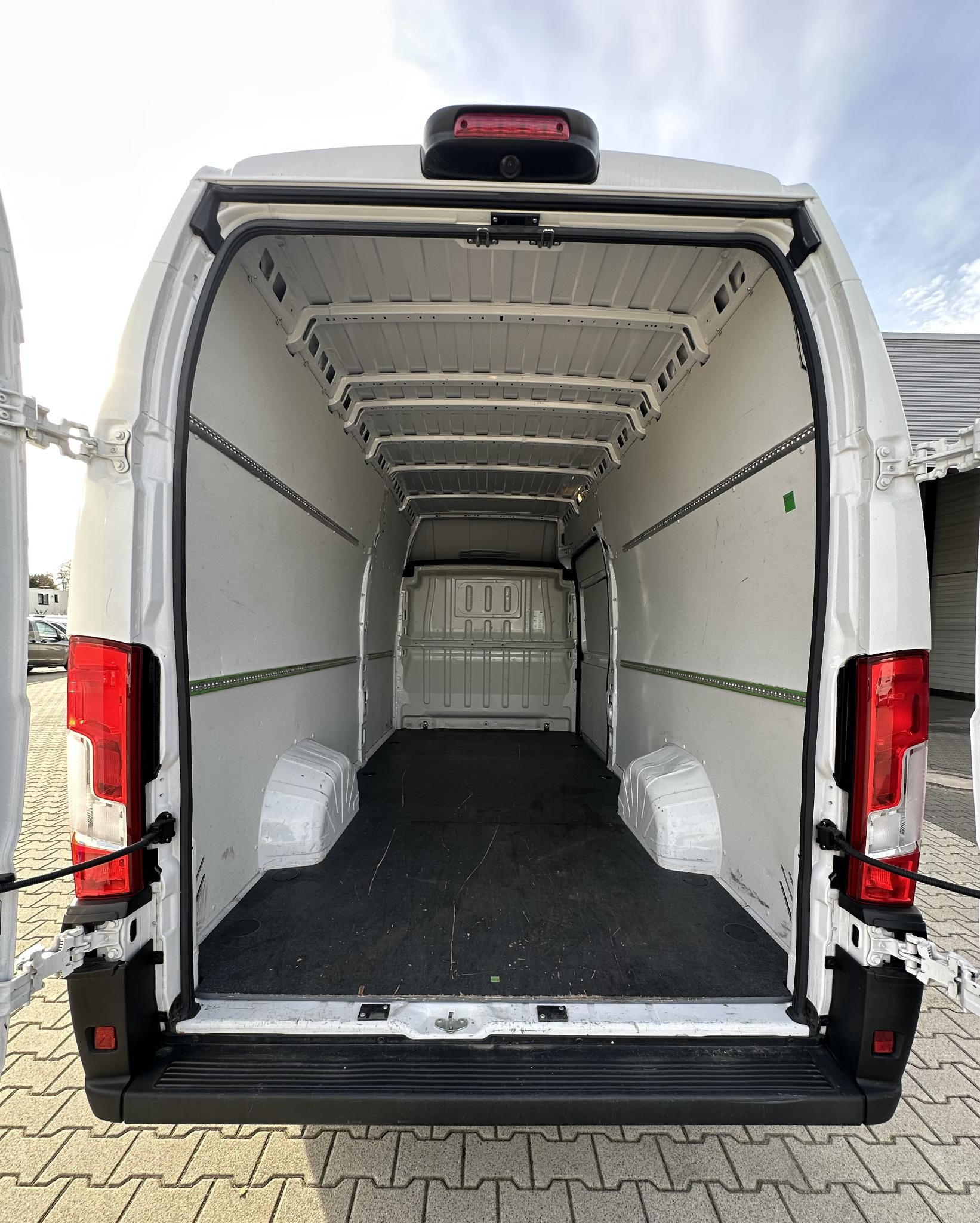 Hoofdafbeelding Opel Movano