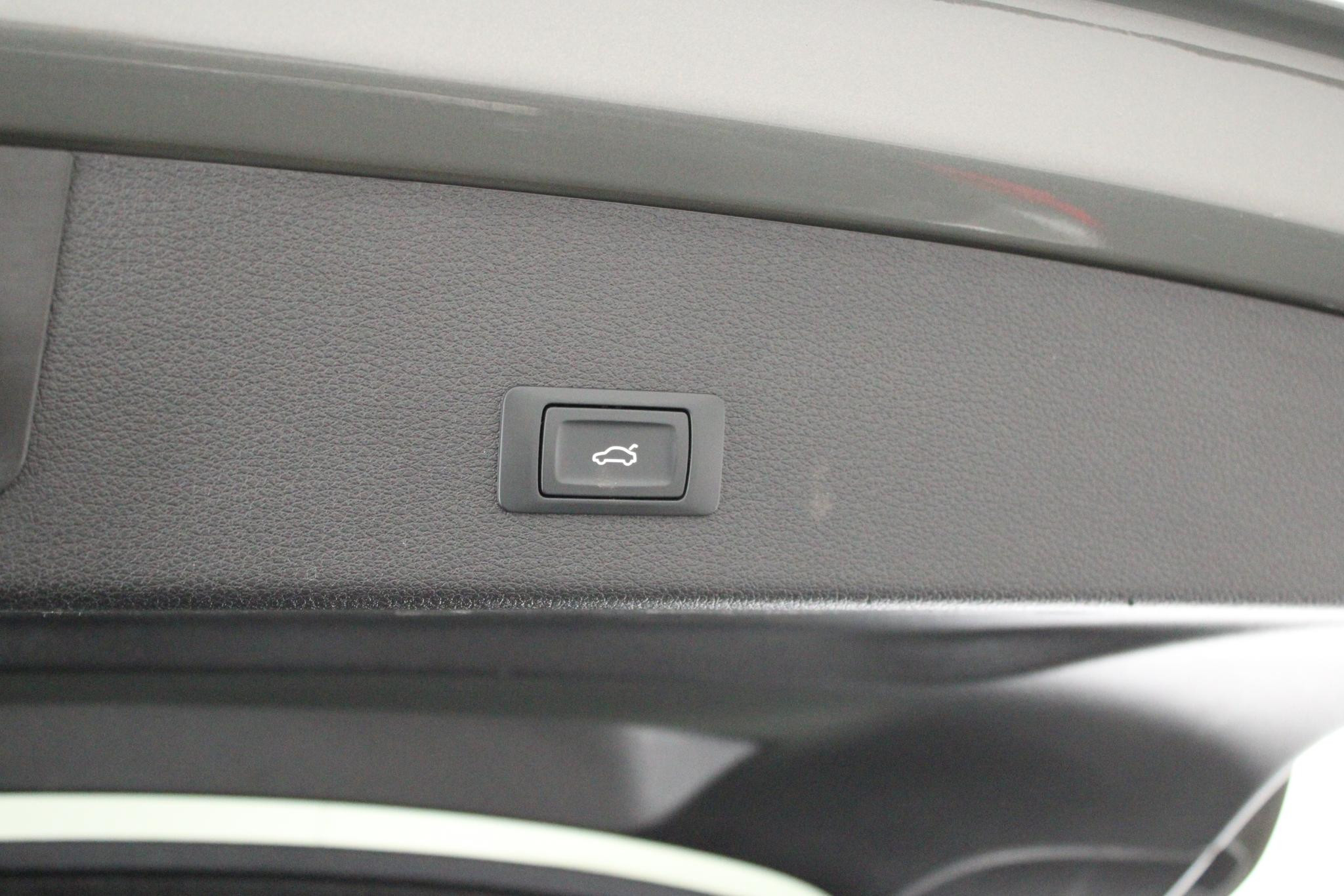 Hoofdafbeelding Audi Q8 Sportback e-tron