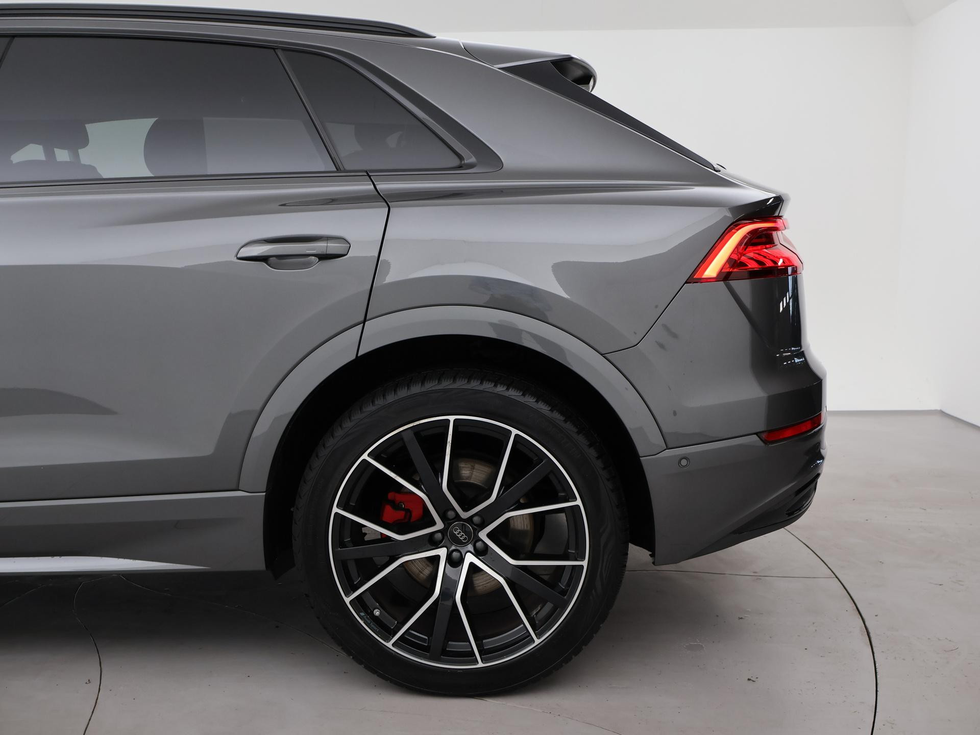 Hoofdafbeelding Audi Q8