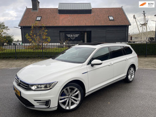 Volkswagen Passat Variant 1.4 TSI GTE 218 PK CONECT PANORMADAK VIRTUAL COCKPIT LEER NAVI LED/XENON CAMERA