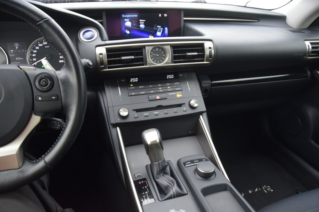 Hoofdafbeelding Lexus IS