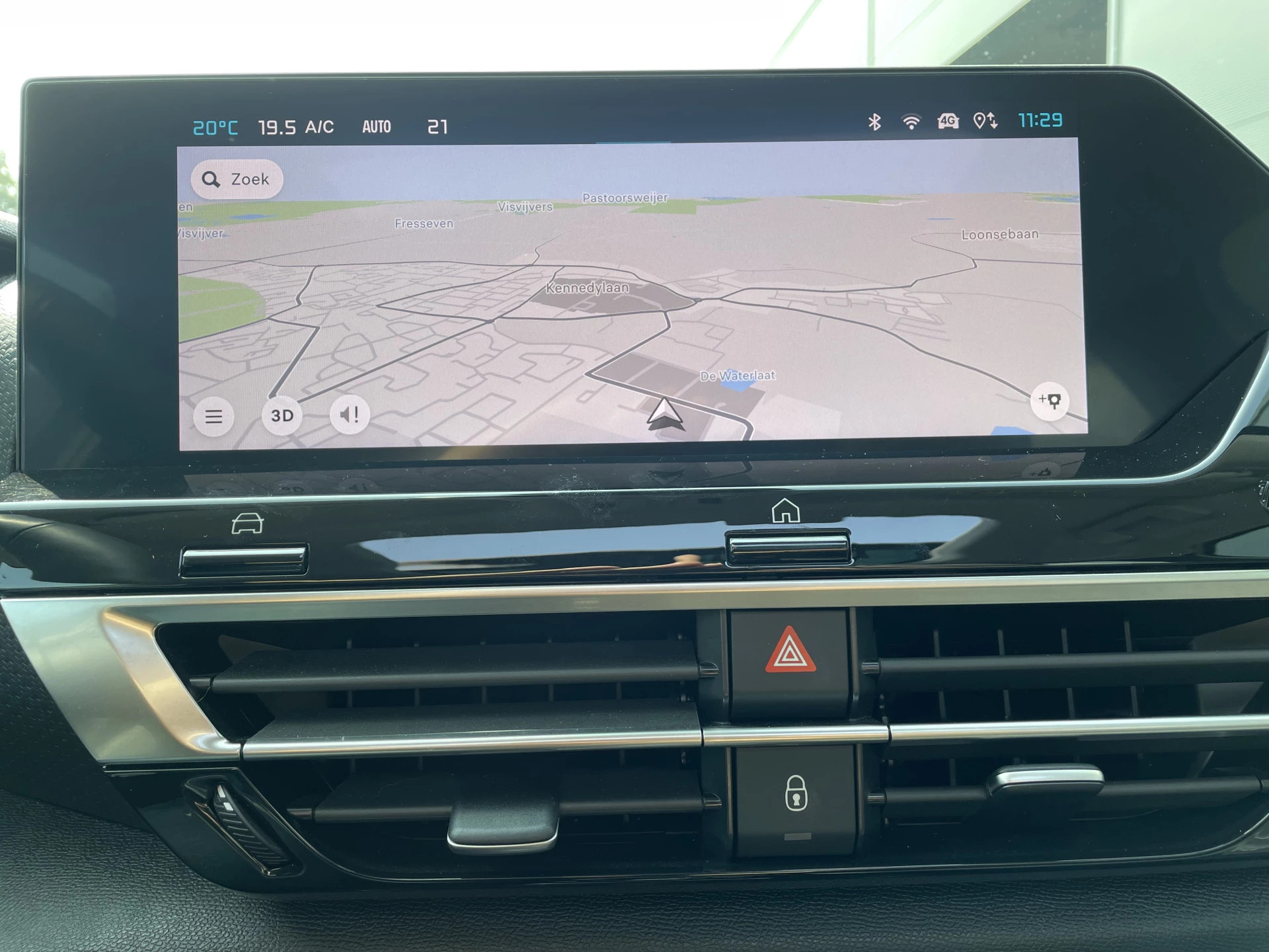 Hoofdafbeelding Citroën ë-C4 X