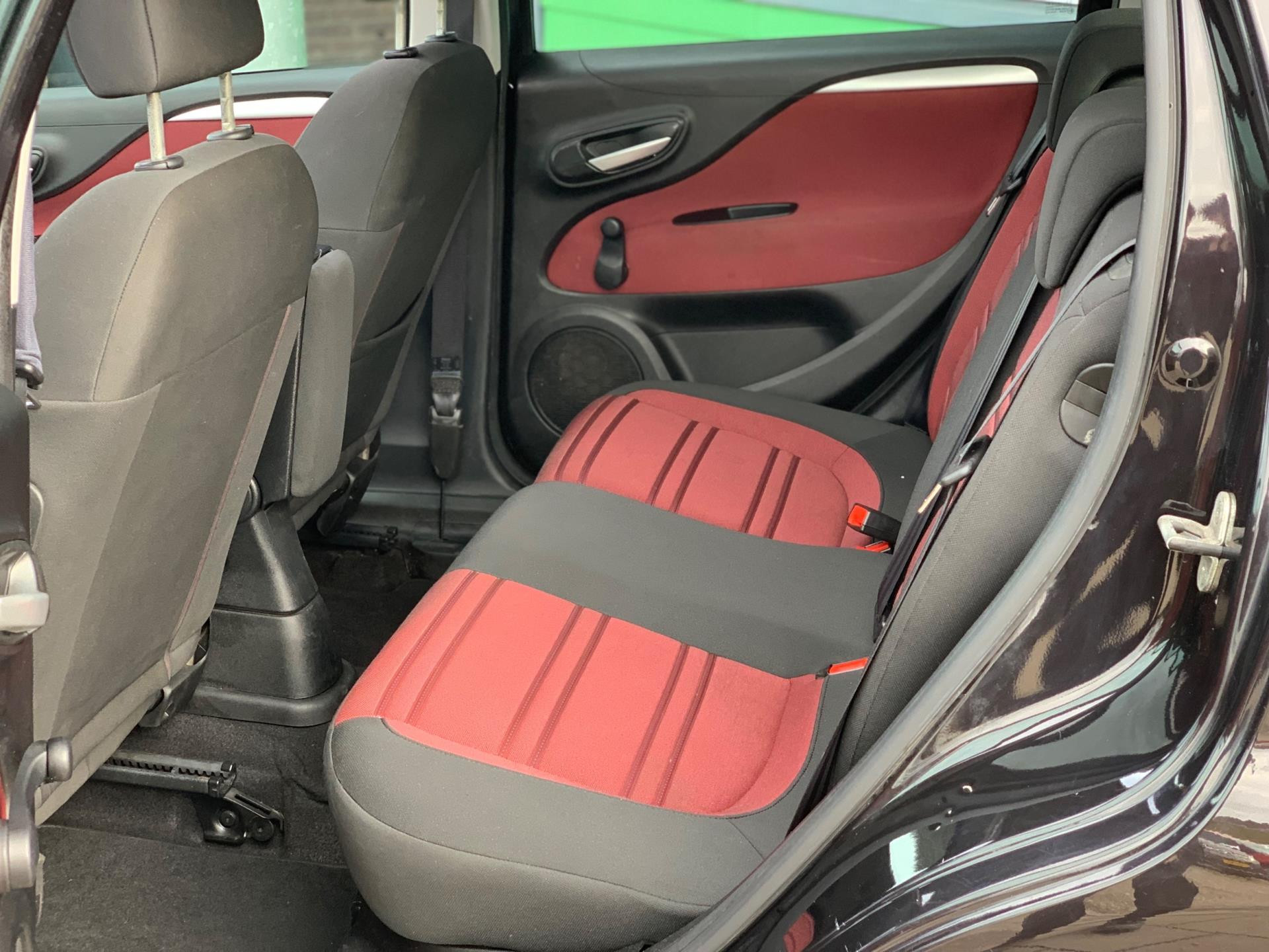 Hoofdafbeelding Fiat Punto