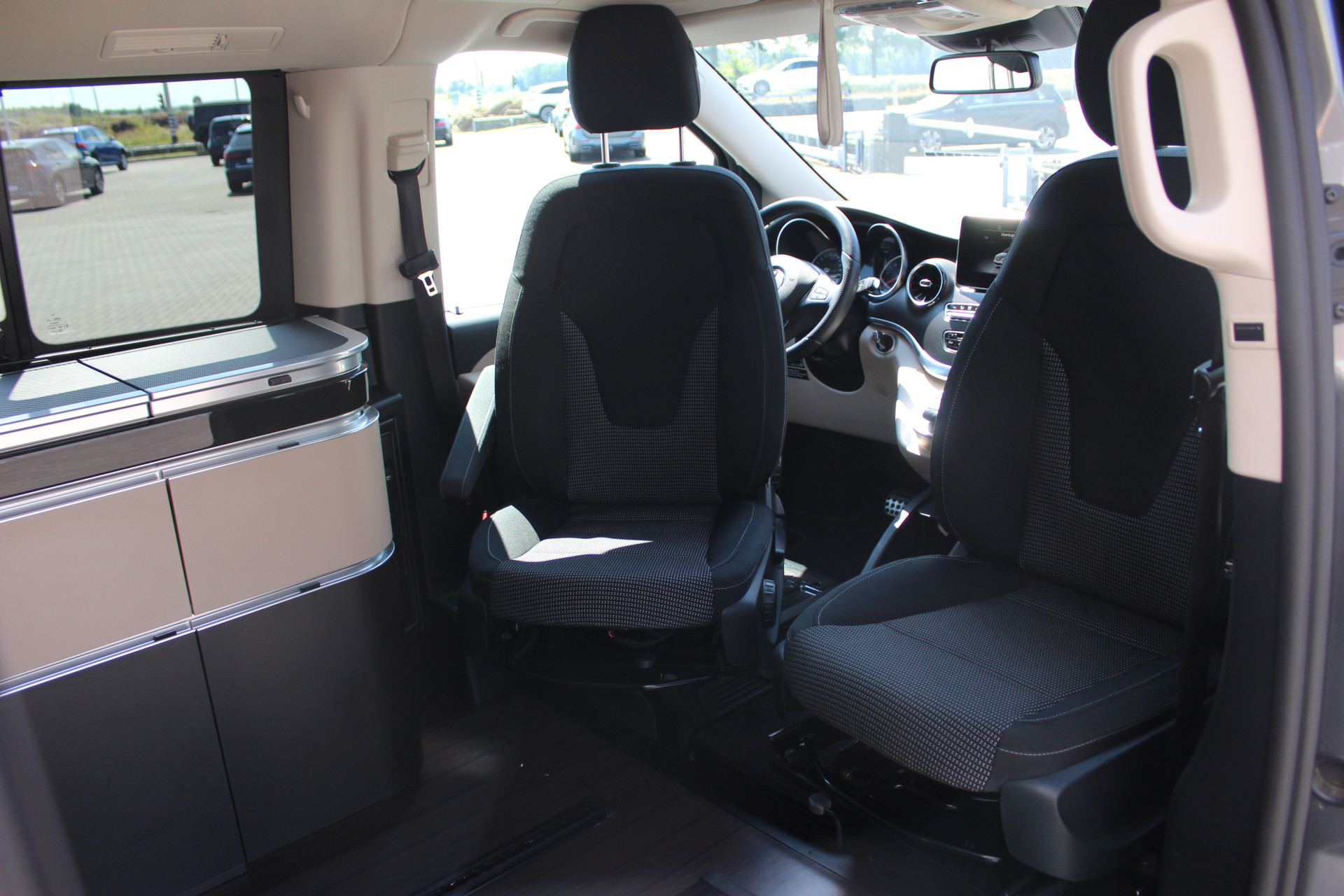 Hoofdafbeelding Mercedes-Benz Marco Polo