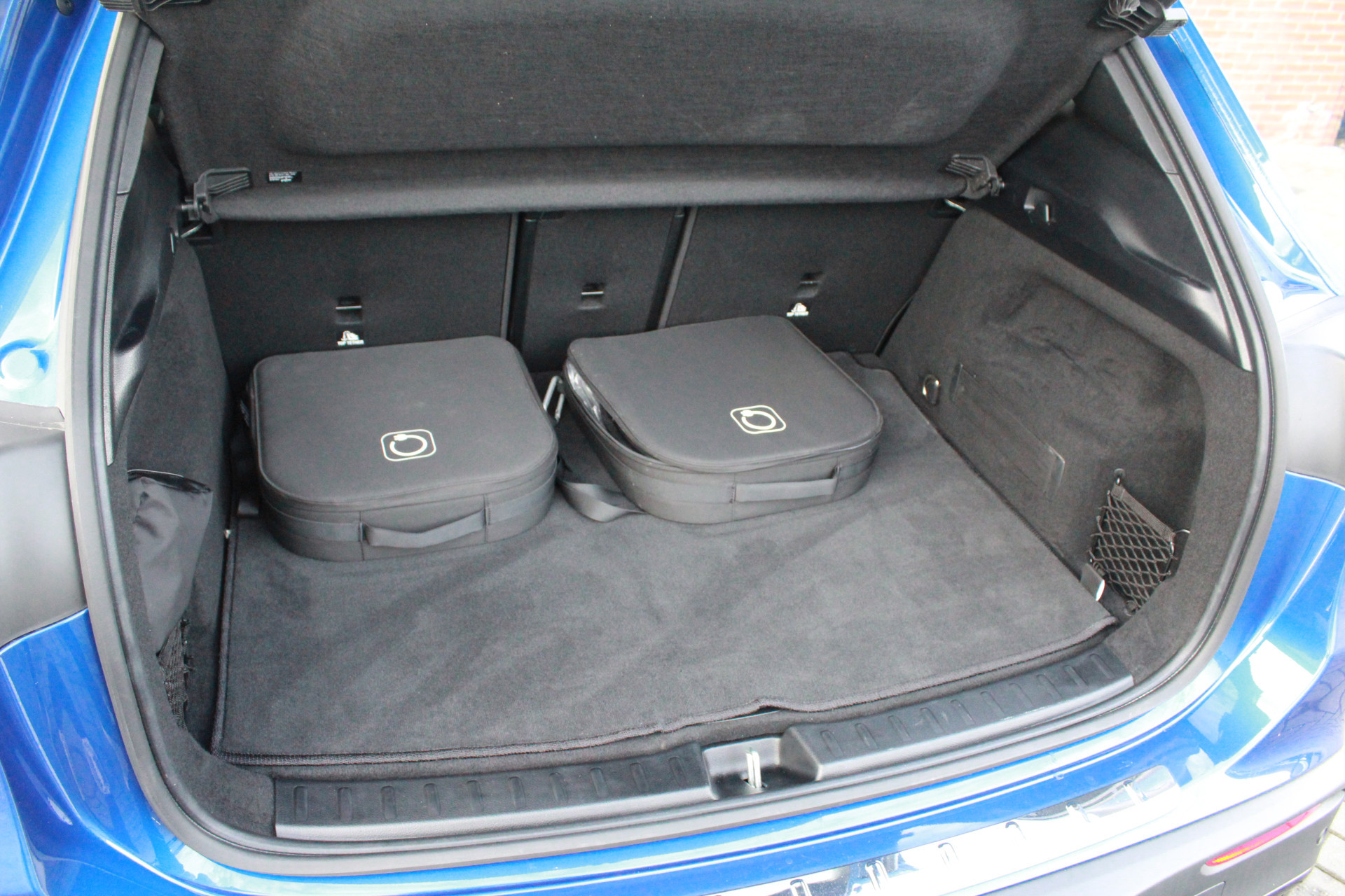 Hoofdafbeelding Mercedes-Benz EQA