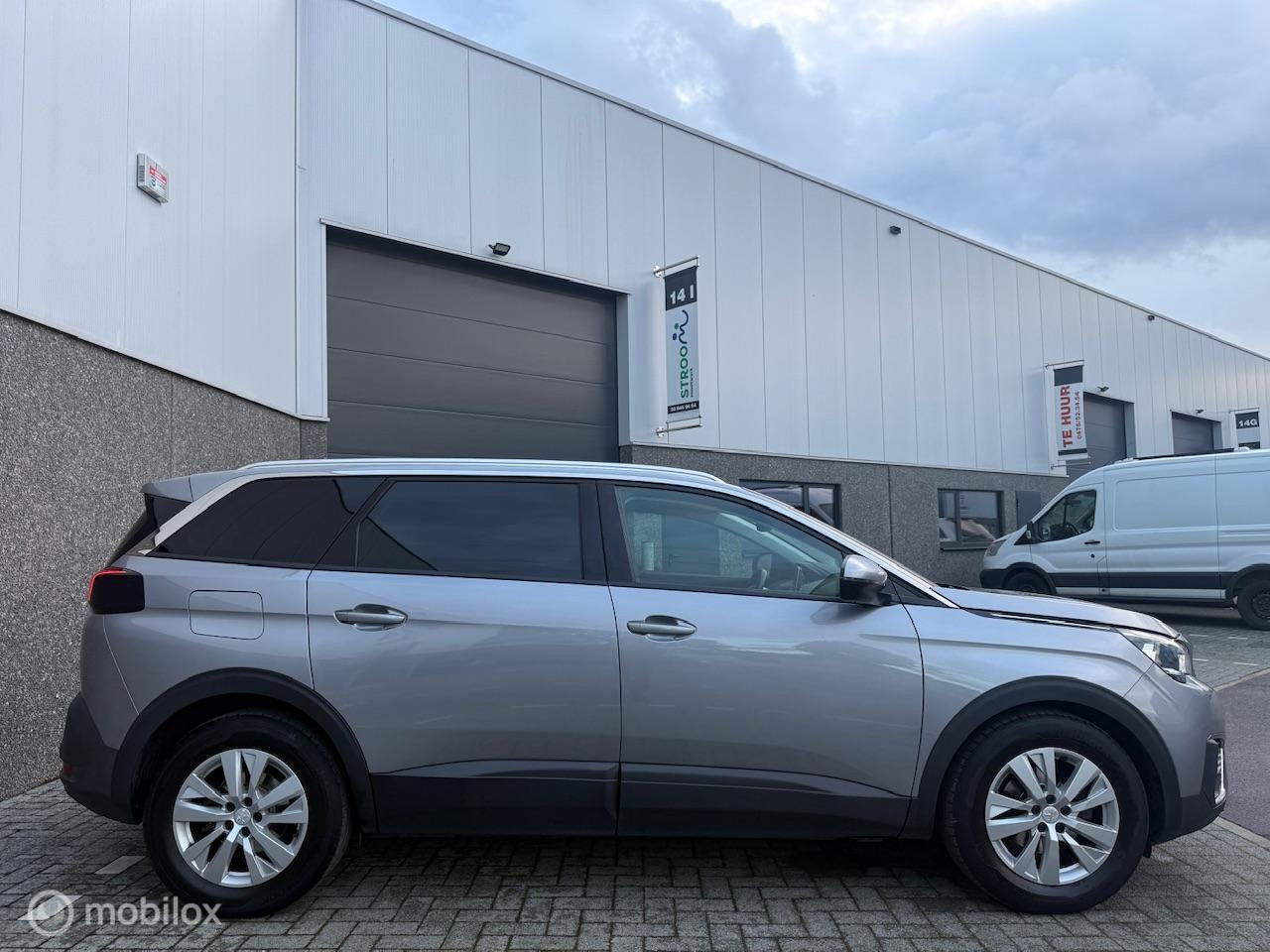 Hoofdafbeelding Peugeot 5008