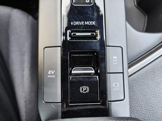 Toyota C-HR Toyota C-HR 1.8 Hybrid 140 First Edition | Navi | Sensoren | 360 Camera | - afbeelding nr 21