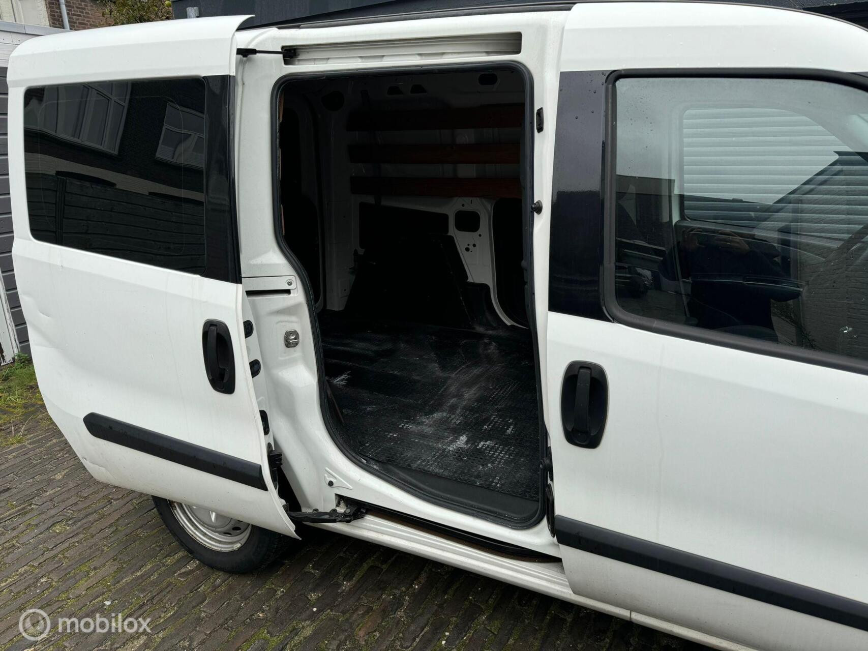 Hoofdafbeelding Opel Combo
