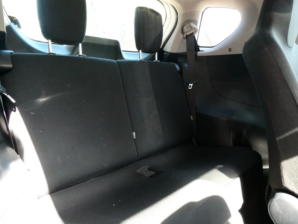 Hoofdafbeelding Toyota iQ