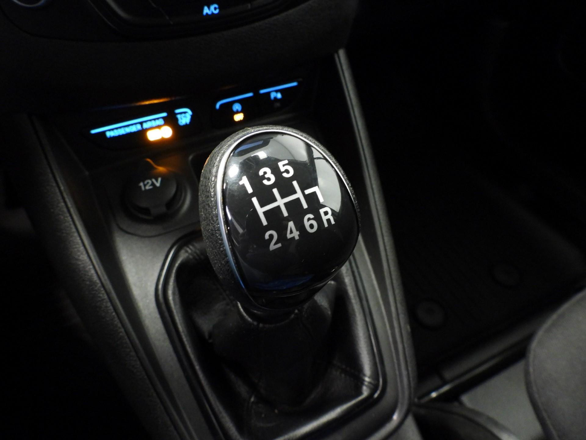 Hoofdafbeelding Ford Transit Courier