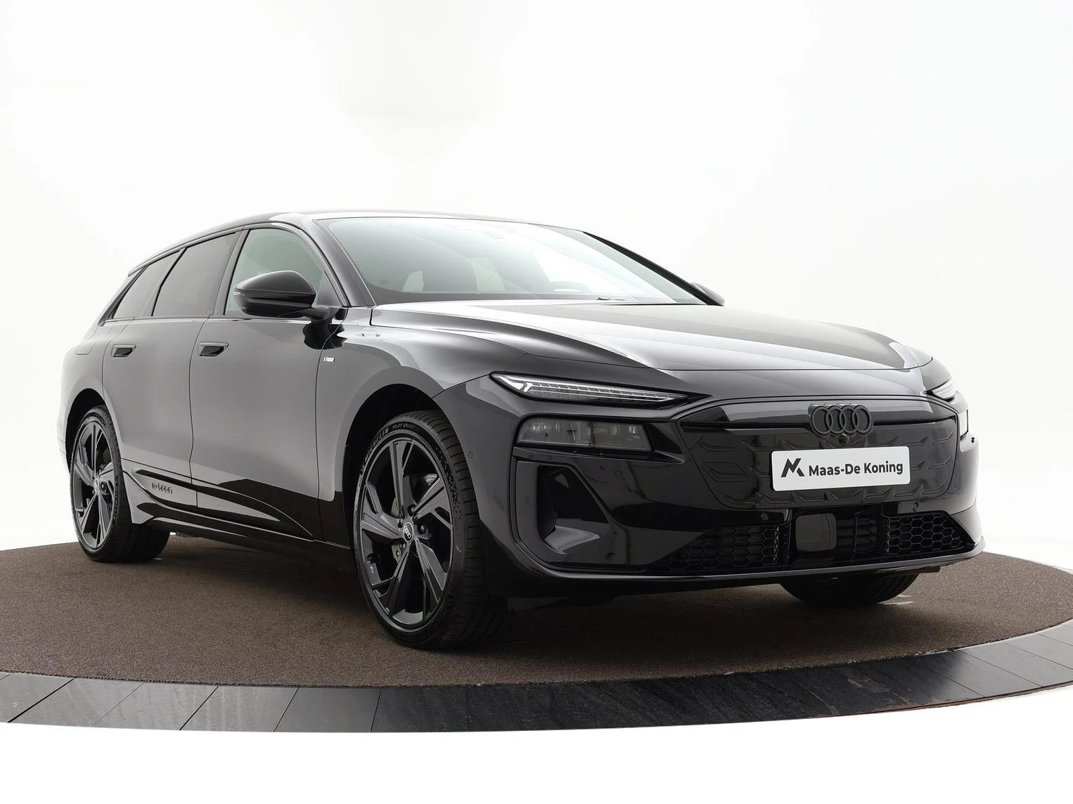 Hoofdafbeelding Audi A6 Avant e-tron