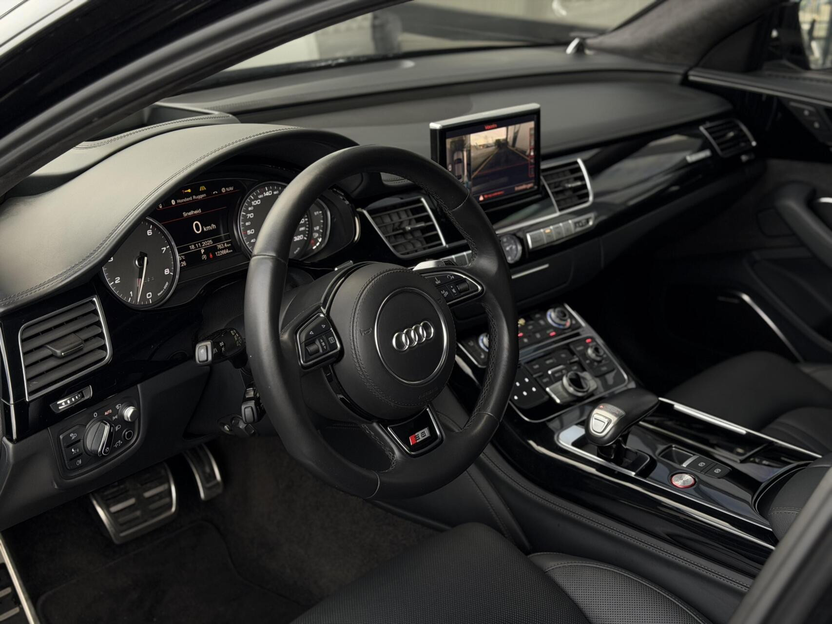 Hoofdafbeelding Audi S8