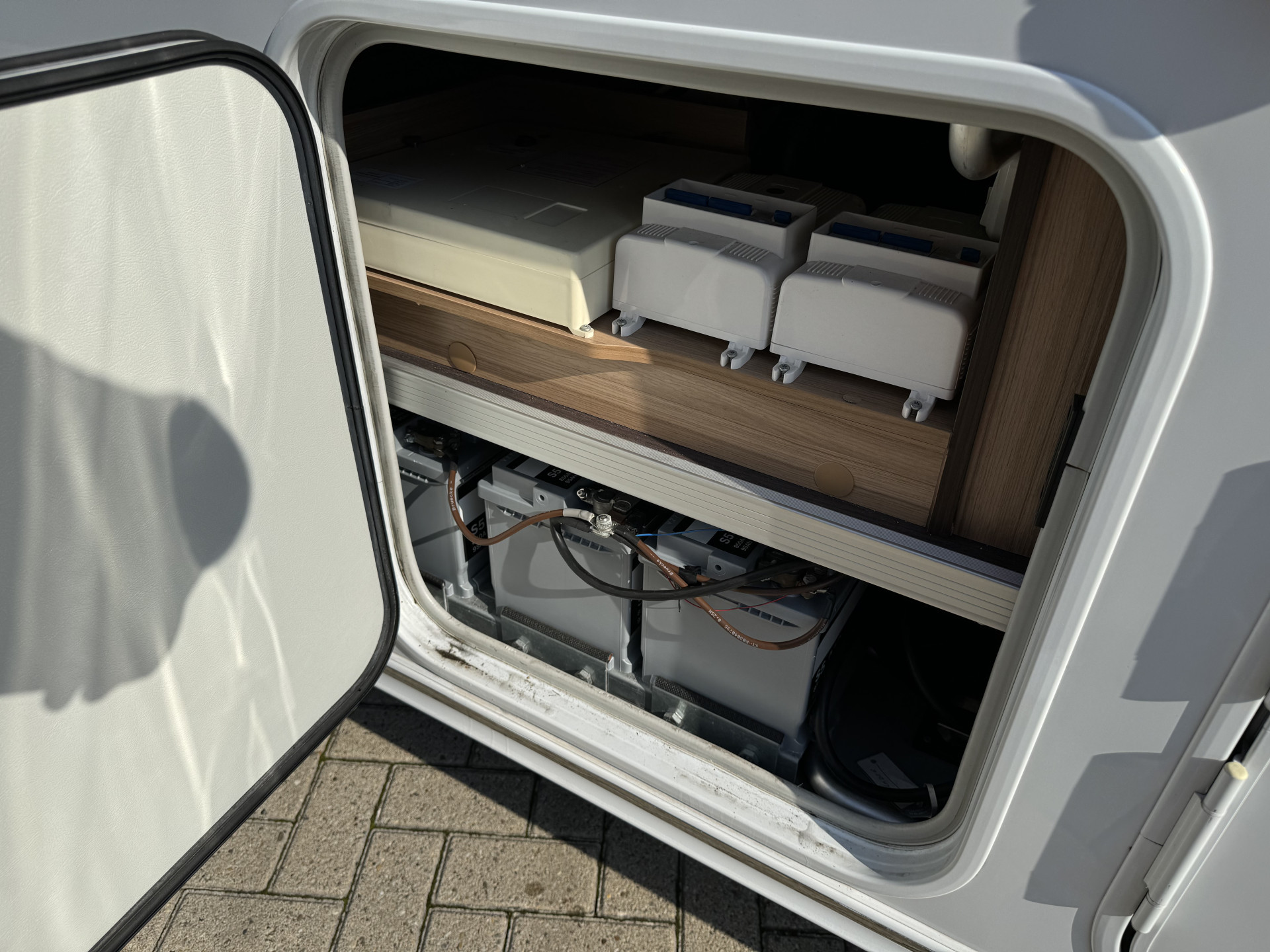 Hoofdafbeelding Knaus R03