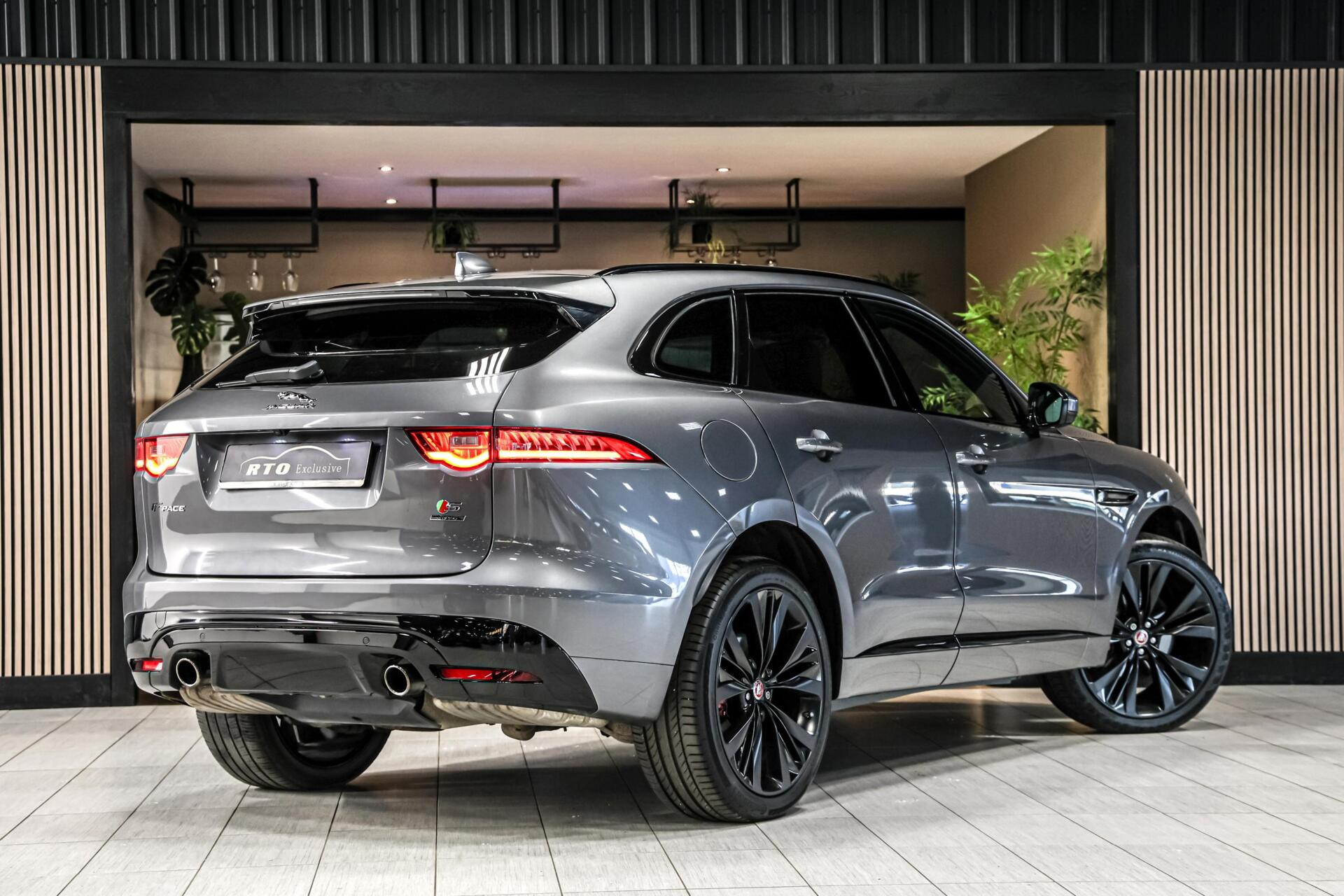 Hoofdafbeelding Jaguar F-PACE