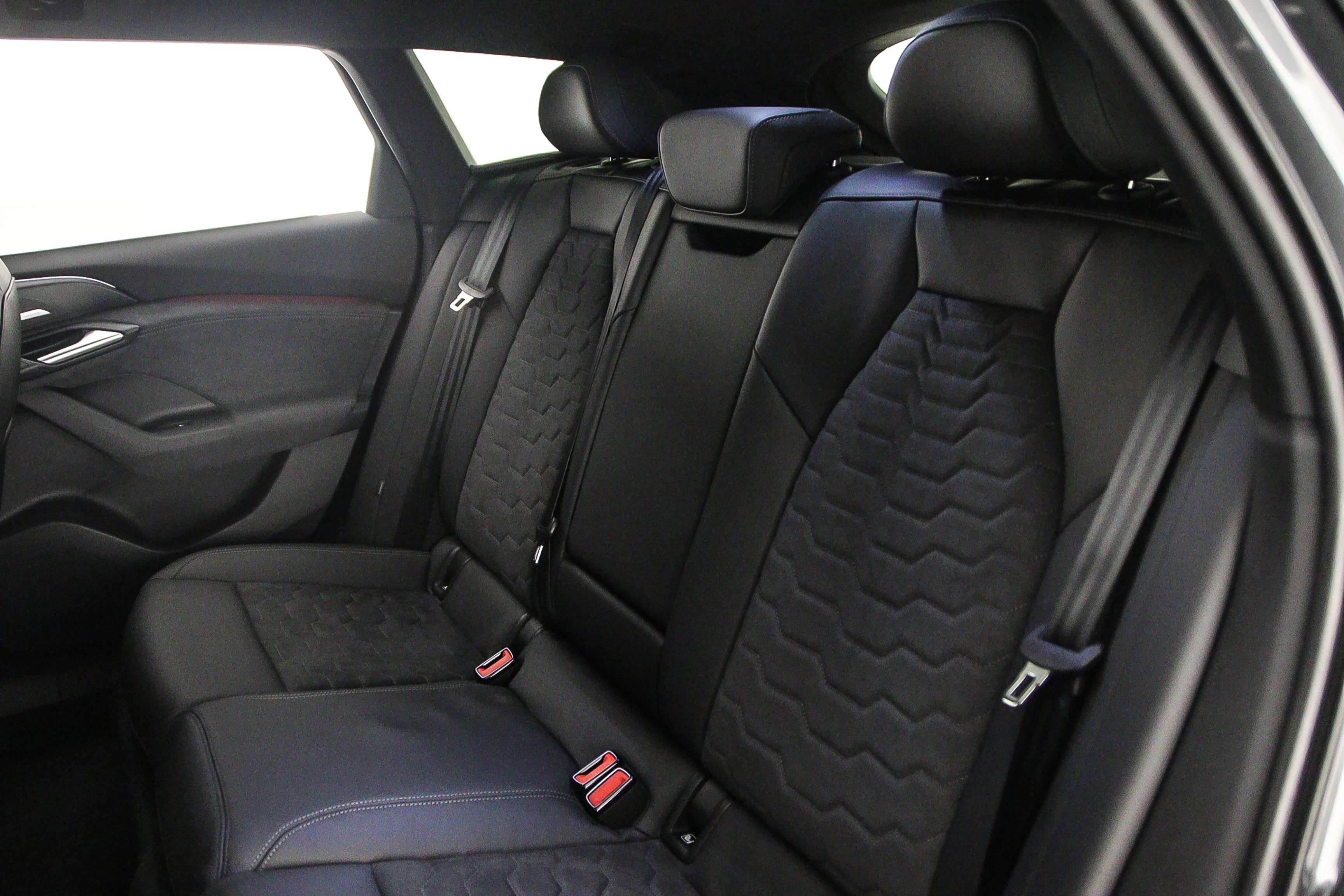 Hoofdafbeelding Audi A6 Avant e-tron