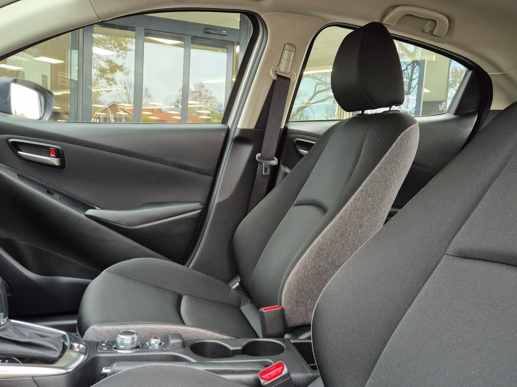 Hoofdafbeelding Mazda 2