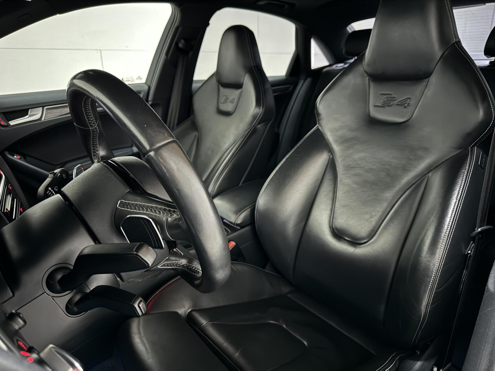 Hoofdafbeelding Audi S4