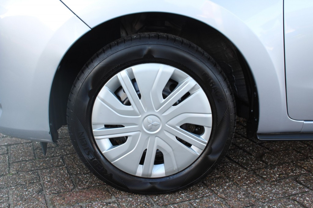 Hoofdafbeelding Mitsubishi Space Star