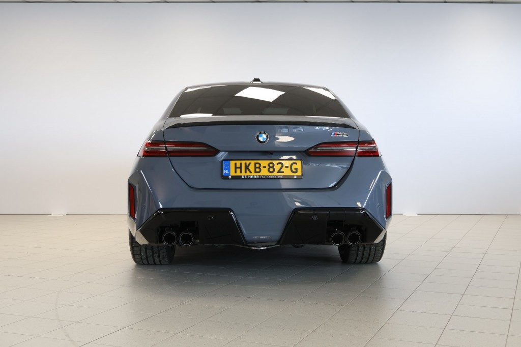 Hoofdafbeelding BMW M5