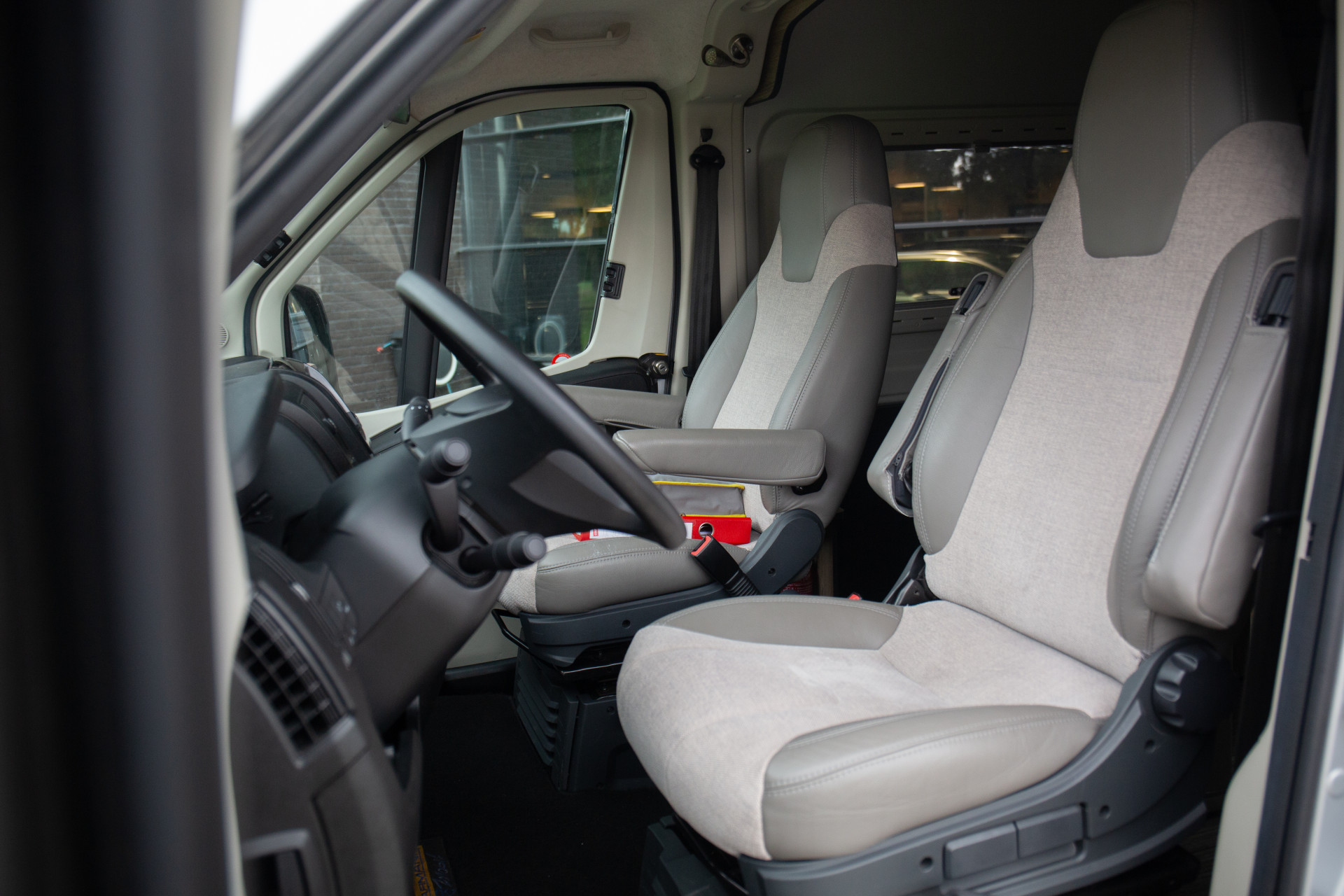 Hoofdafbeelding Karma DEXTER