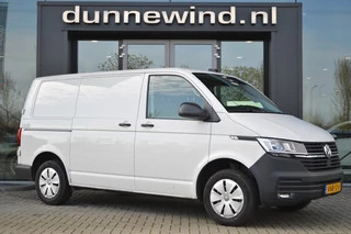 Hoofdafbeelding Volkswagen Transporter Volkswagen Transporter Bestelbus 2P, airco, schuifdeur, trekhaak (250 L * 160 B * 138 H)