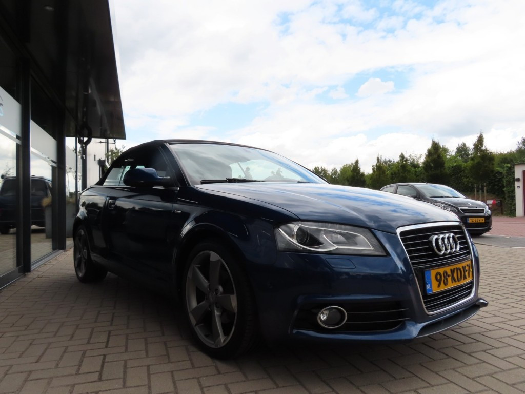 Hoofdafbeelding Audi Cabriolet
