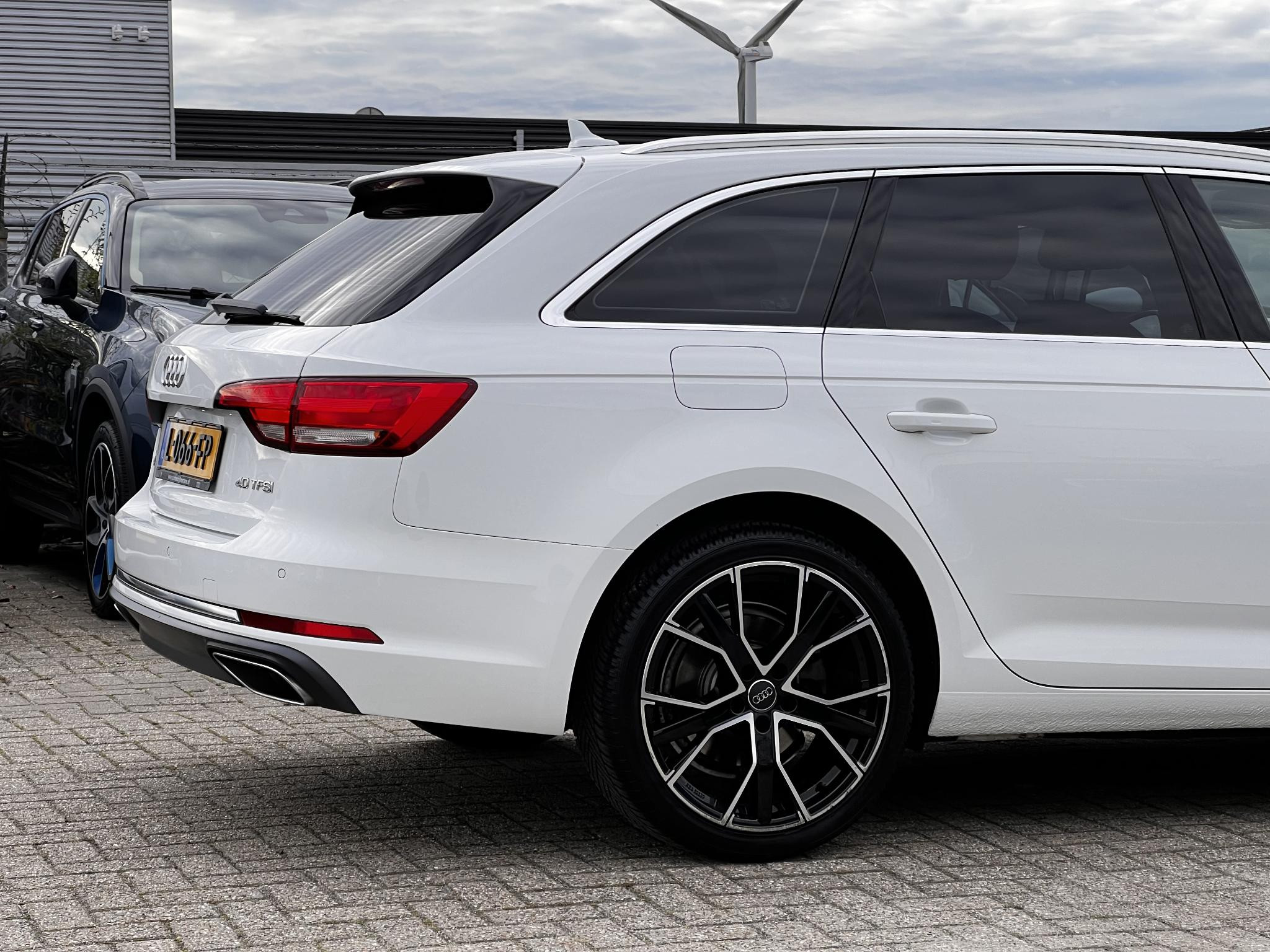 Hoofdafbeelding Audi A4