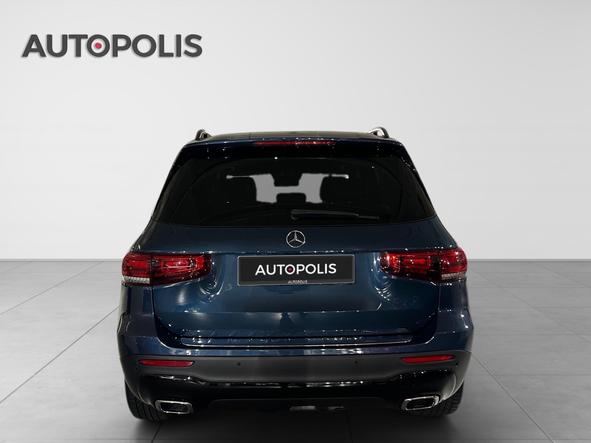 Mercedes-Benz-GLB-image-14