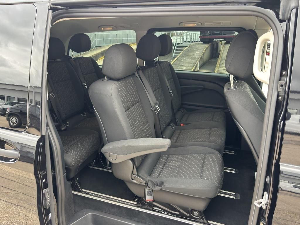 Mercedes-Benz-Vito-image-11
